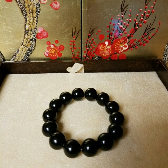 Stretchy Black Bead Braclet