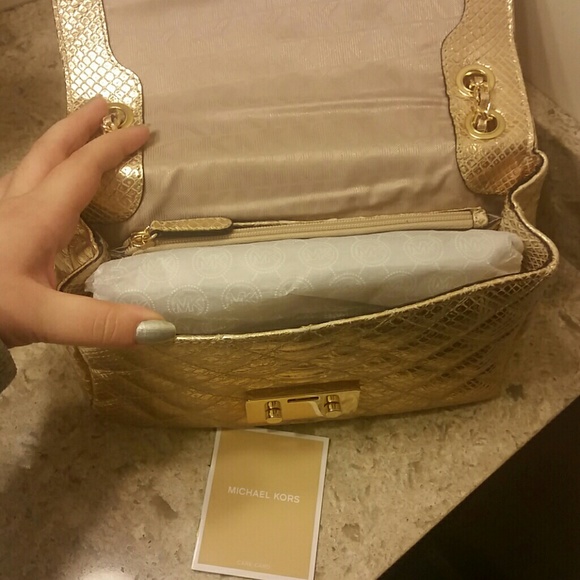 NWT Michael Kors MAKE AN OFFER - Picture 2 of 4