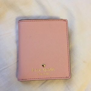 NWT Kate Spade small Stacy wallet