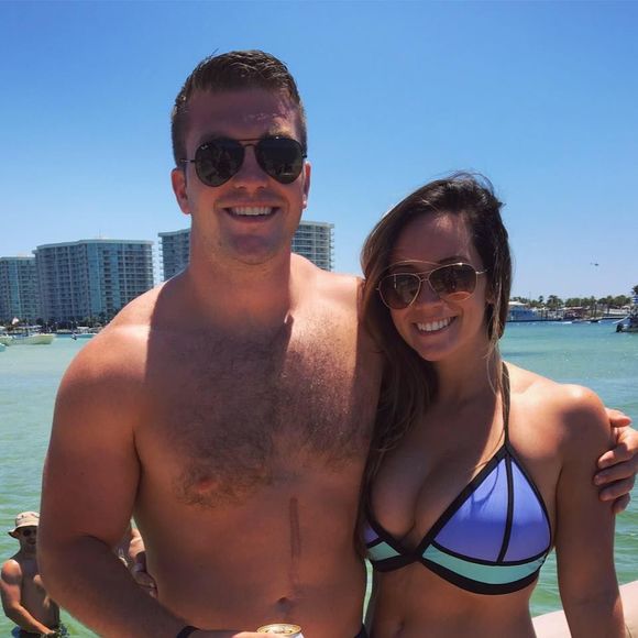 Meet your Posher, Caitlin - Picture 1 of 1