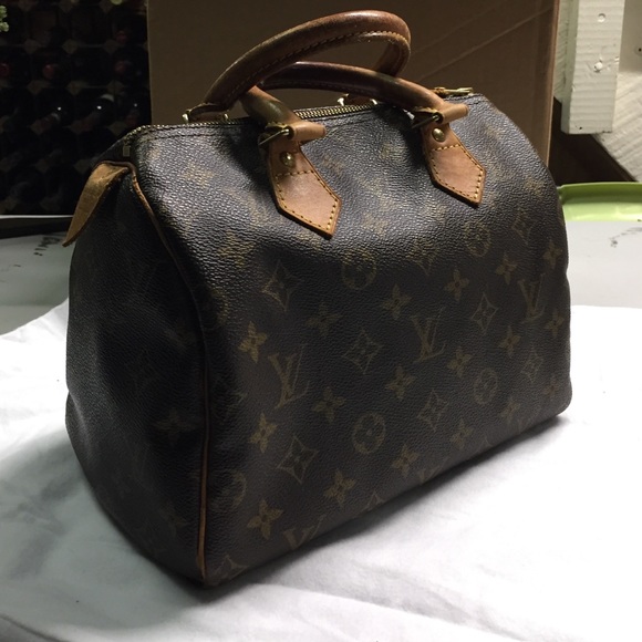 Small speedy bag
