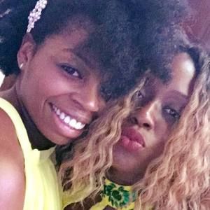 Meet your Posher, Carla