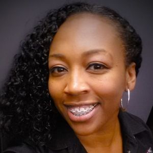 Meet your Posher, Velisa