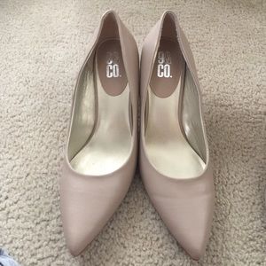 Worn once on a cruise, for an under an hour