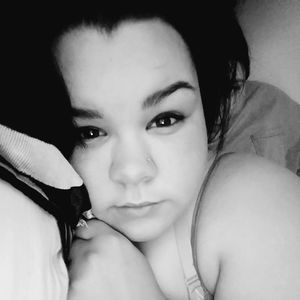 Meet your Posher, Macie