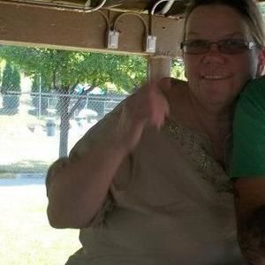 Meet your Posher, Lorrie