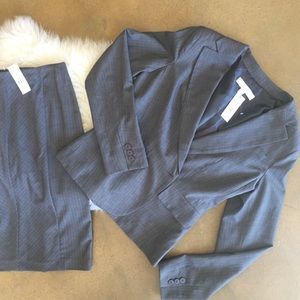 NY&C charcoal pinstripe skirt suit set NWT