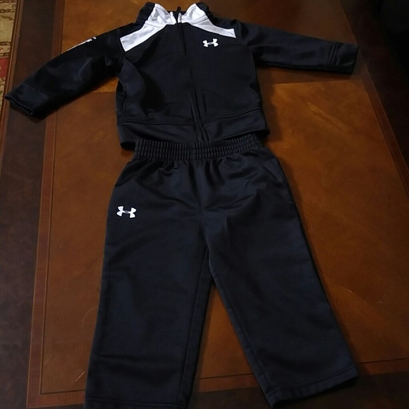 Baby boy's jogging suite set
