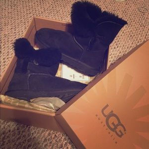 UGG Australia Black Bailey Button Sheep Skin Boots
