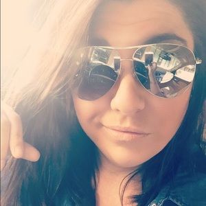 Meet your Posher, Allie