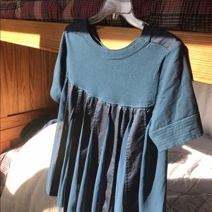 Navy mixed media swing top