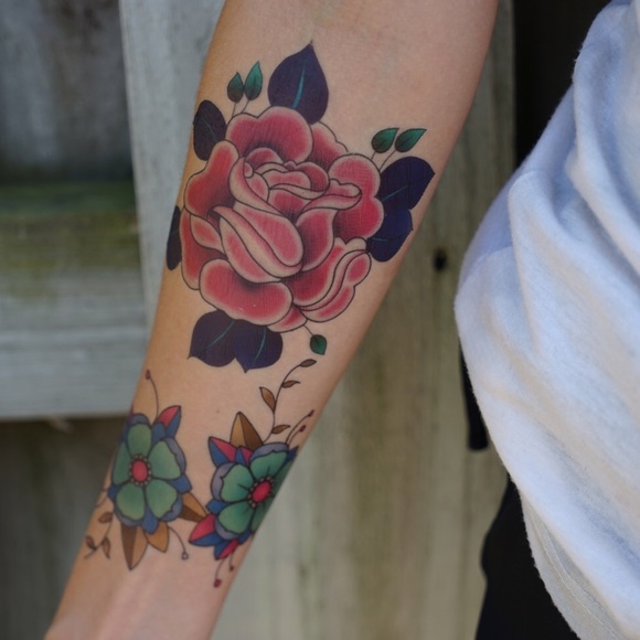 Vibrant Traditional Pink Rose Temporary Tattoo