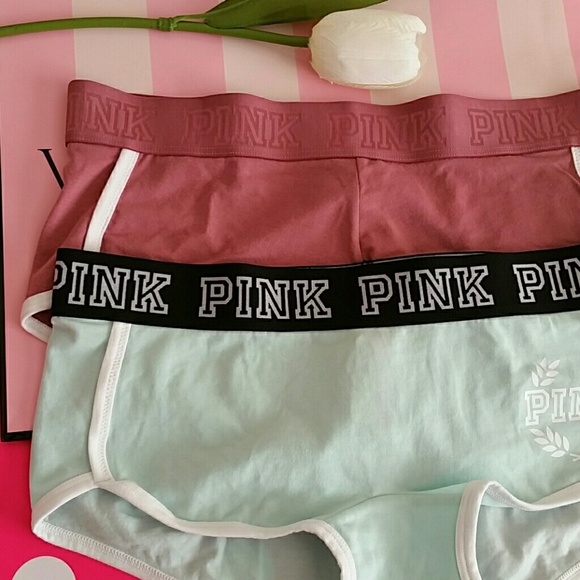 2 Nwt Pink victoria's secret logo boyshort size M - Picture 2 of 4