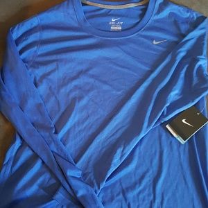 Nike long-sleeved dry fit training shirt