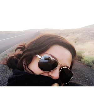 Meet your Posher, Leah