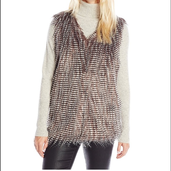 Olive & Oak Other - Olive & Oak Fuzzy Vest, Soft Mauve, X Small