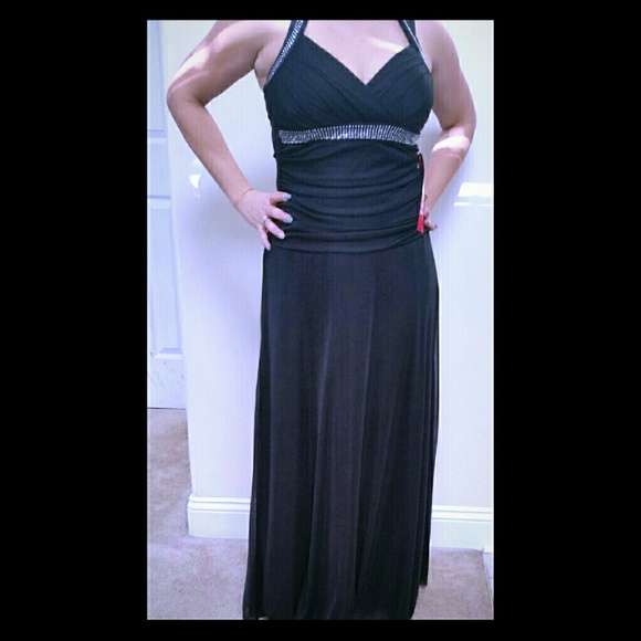 Nwt Gorgeous Medium Black gown