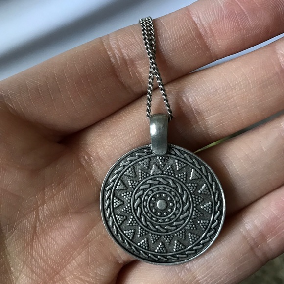 Urban Outfitters Pendant Necklace
