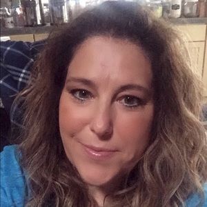 Meet your Posher, Deb