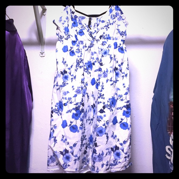 White floral cotton dress