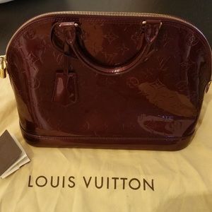 Alma Louis Vuitton bag. Perfect condition!