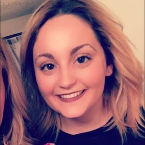 Meet your Posher, Alison