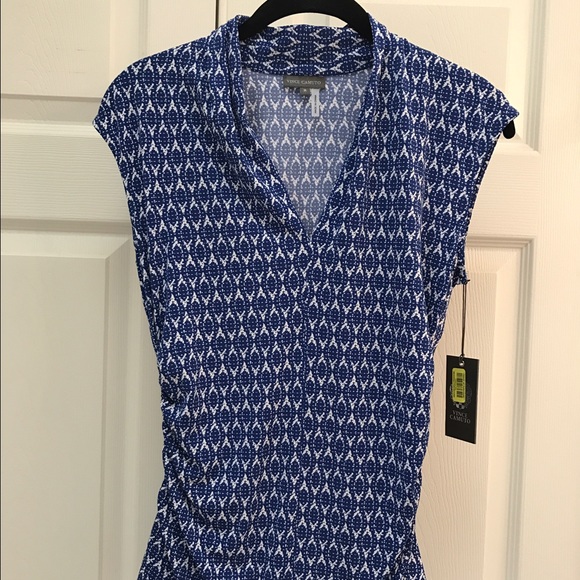 Gorgeous Vince Camuto top, Size Medium