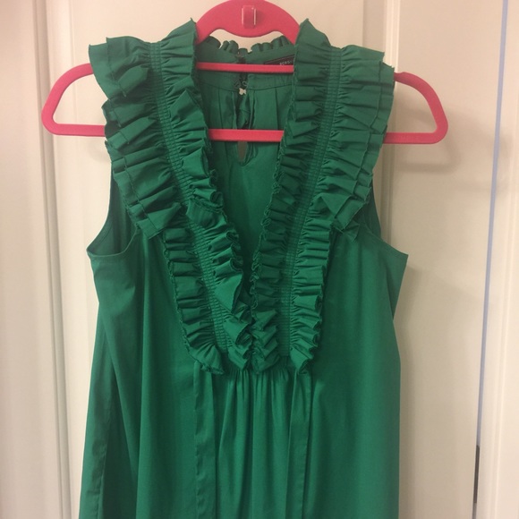 BCBG green frilly top, sz small