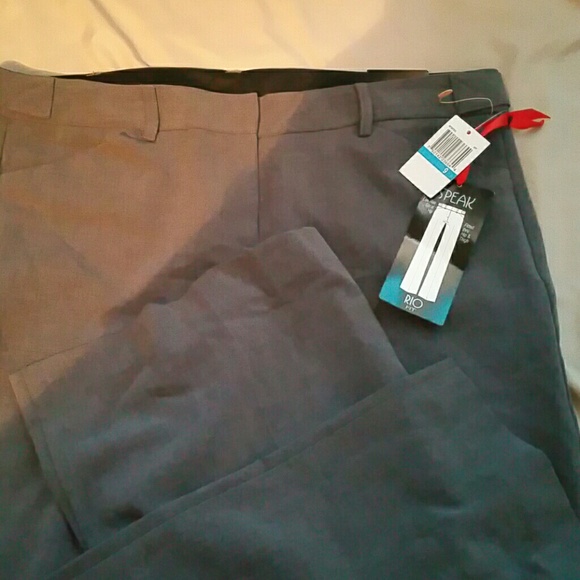 Dress pants speak Rio