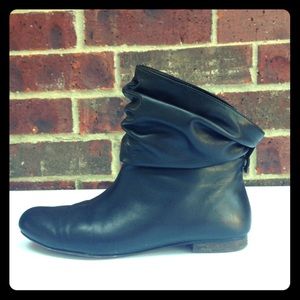 Luxury Rebel: Sort boots. Genuine leather.