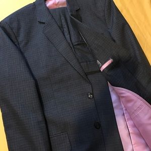 Suit