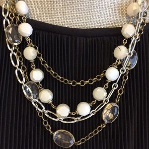 NIB Thirty-One Morning Glow Necklace