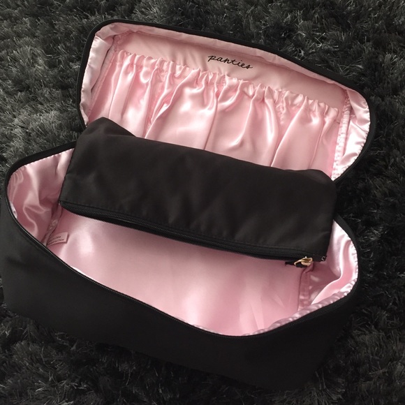 Victoria's Secret Lingerie Travel Bag - Picture 2 of 4