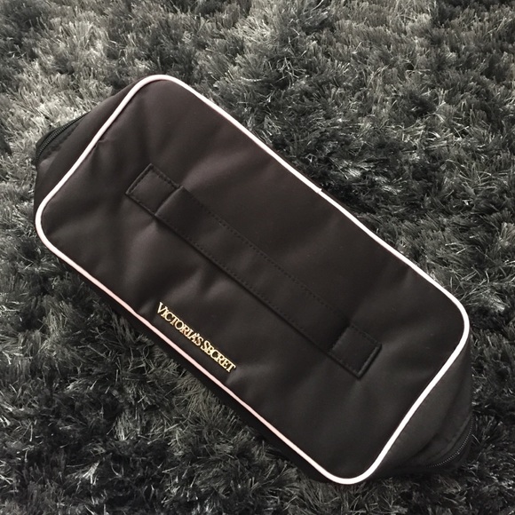 Victoria's Secret Lingerie Travel Bag - Picture 4 of 4