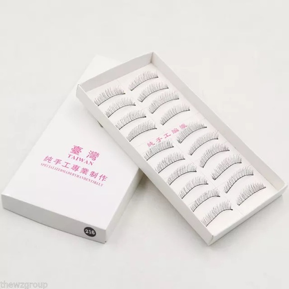 10 sets of false lashes - Picture 2 of 3