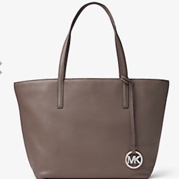 Michael Kors Bags Izzy Large Leather Tote Poshmark