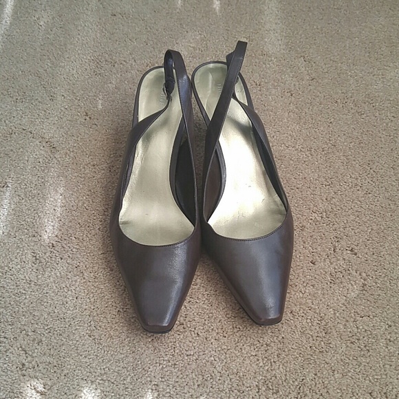 Nine West Low Pumps