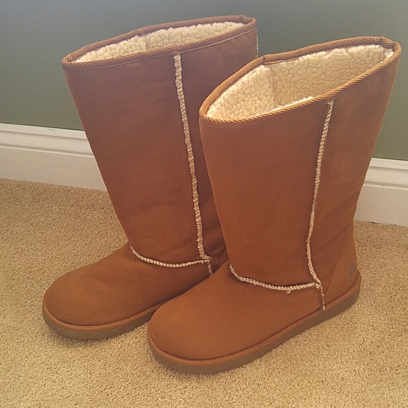 Tan Snow Boots