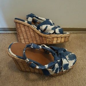 Wedged sandal open toe