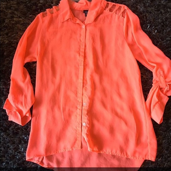 Boutique top