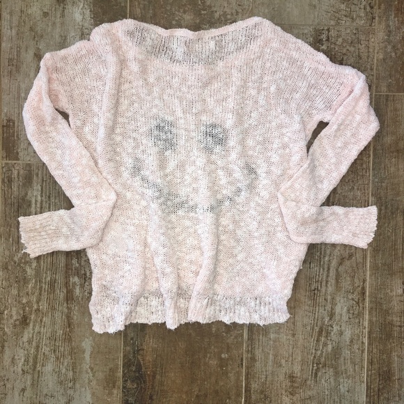 abercrombie kids Pale Pink "Smile" Sweater Sz S/M - Picture 2 of 6
