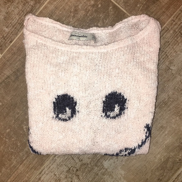 abercrombie kids Pale Pink "Smile" Sweater Sz S/M - Picture 3 of 6