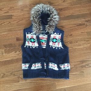 AEO faux fur hooded fair isle sweater vest