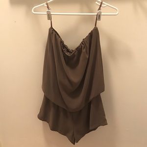 Strapless romper