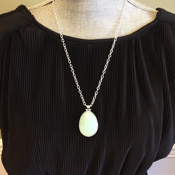 Stella & Dot Sanibel reversible Pendant necklceNIB