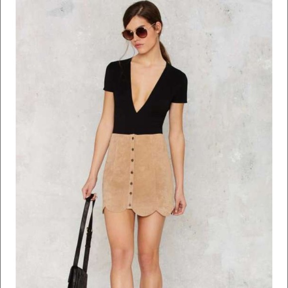 One two V-neck bodysuit in black