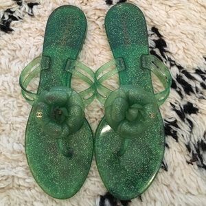 Chanel jelly flip flops