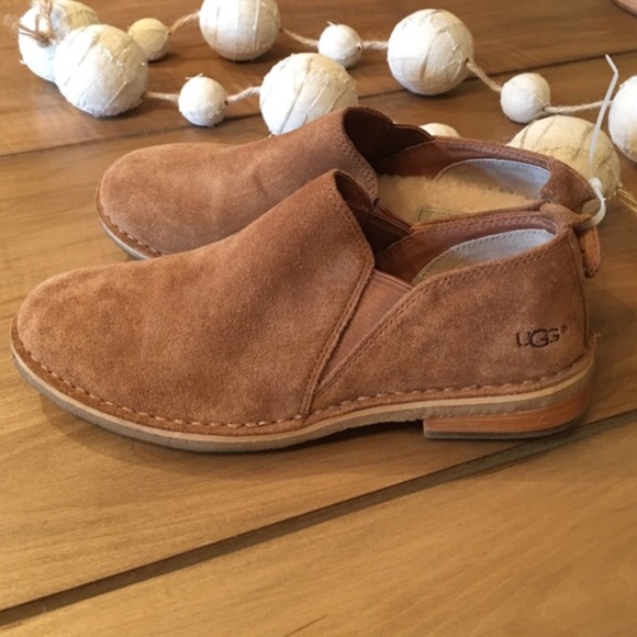 UGG Shoes - UGG Australia size 7 shoes