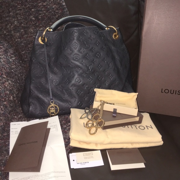 SOLD - Picture 2 of 4