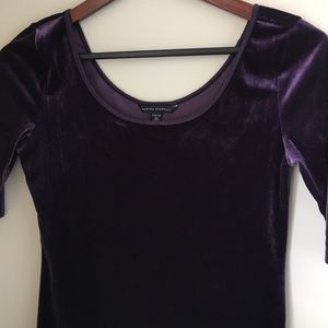 Scoop neck banana republic shirt